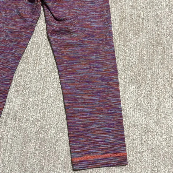 Lululemon Wunder Under Crop Leggings Luon Woman's Size 4 Wee Are from Space - Picture 8 of 8